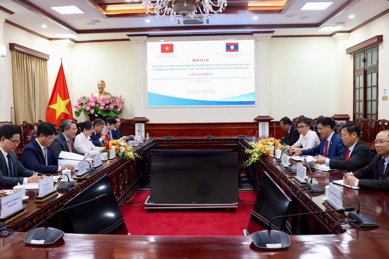 Tăng cường hợp tác pháp luật và tư pháp Việt Nam - Lào trong giai đoạn mới